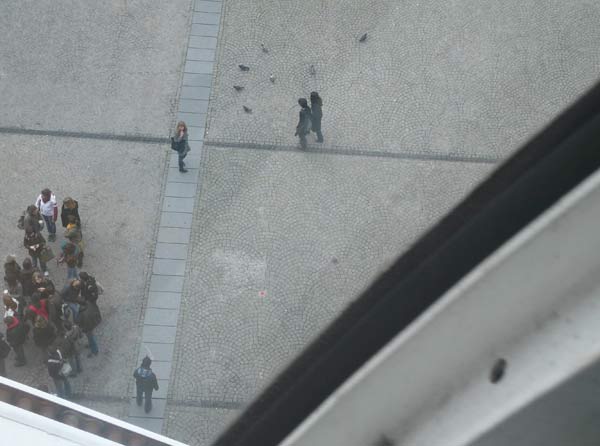 beaubourg-escalator-2